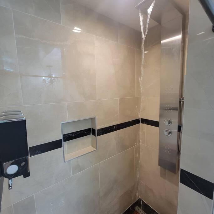 The Ritz Spa Sanctuary Hot Tub/Patio/Fam/Pet Las Cruces Extérieur photo