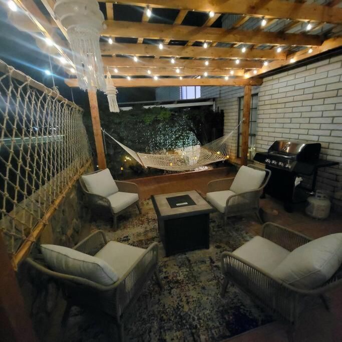 The Ritz Spa Sanctuary Hot Tub/Patio/Fam/Pet Las Cruces Extérieur photo