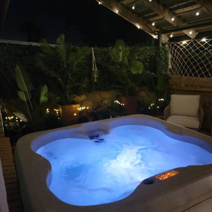 The Ritz Spa Sanctuary Hot Tub/Patio/Fam/Pet Las Cruces Extérieur photo